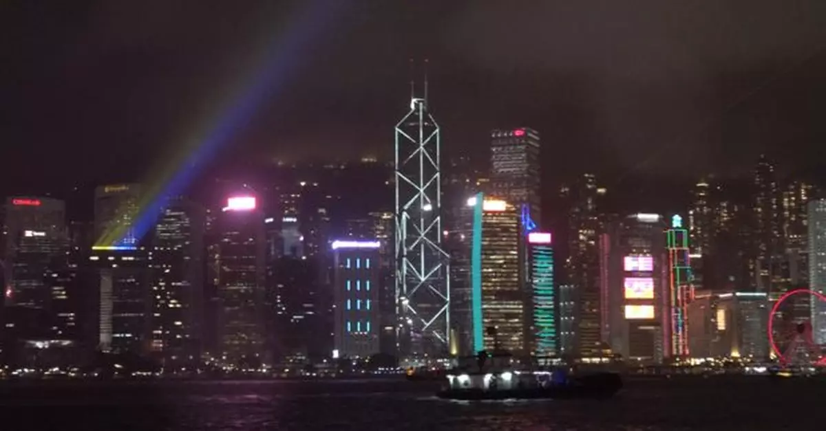 「幻彩詠香江」燈光音樂匯演今晚暫停　