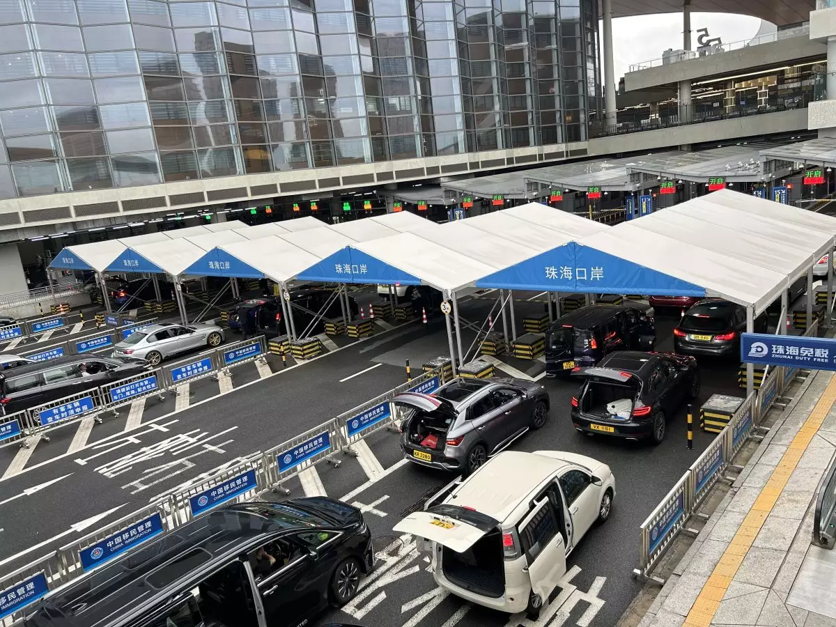 當局會不時抽查「港車北上」車輛的過境紀錄。圖為珠海口岸。資料圖片