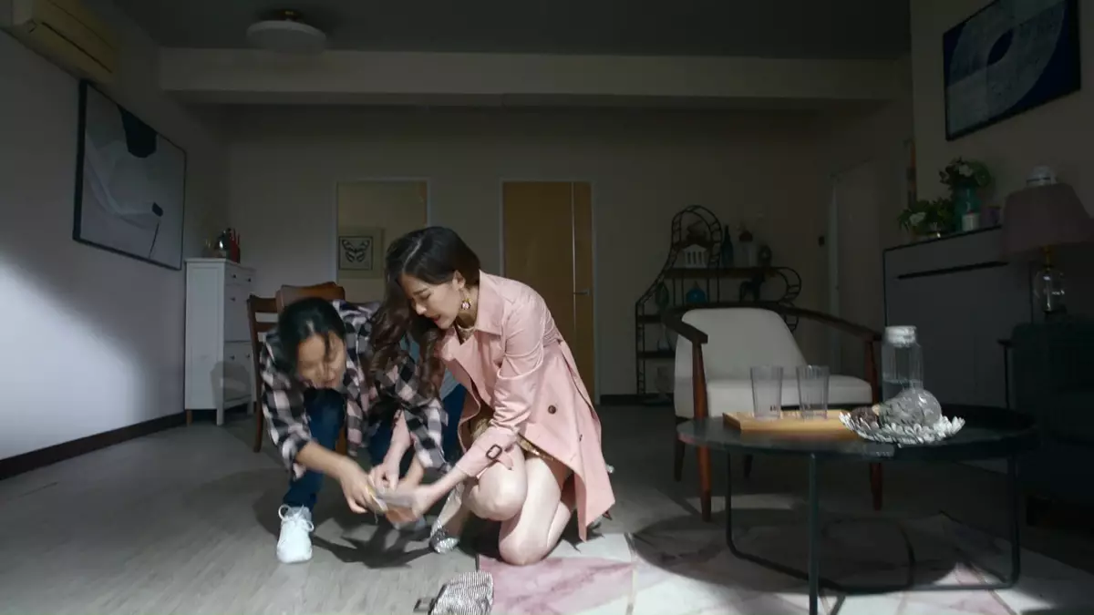 周麗欣獲讚好夠癲。