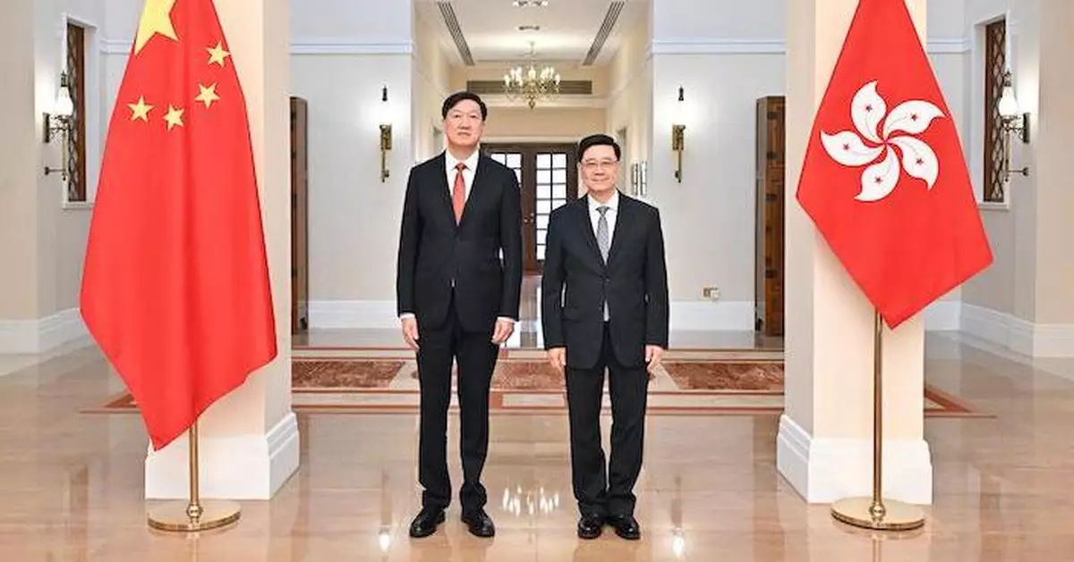 李家超唔國家體育總局局長高志丹 稱加強雙方體育融合發展