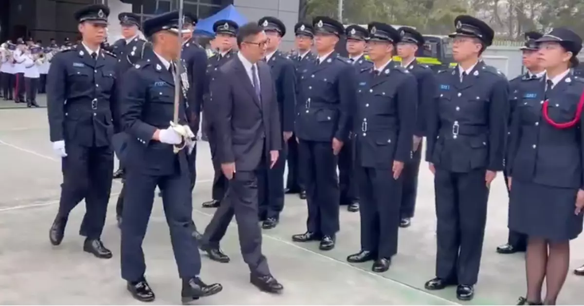 檢閱民安隊會操 鄧炳強冀紀律部隊形成協同高效維護國家安全格局
