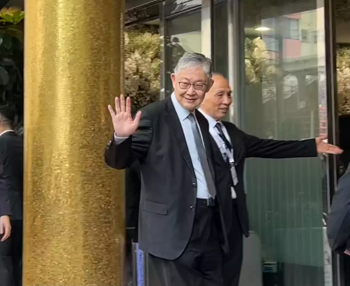 中原集團創辦人施永青。巴士的報記者攝