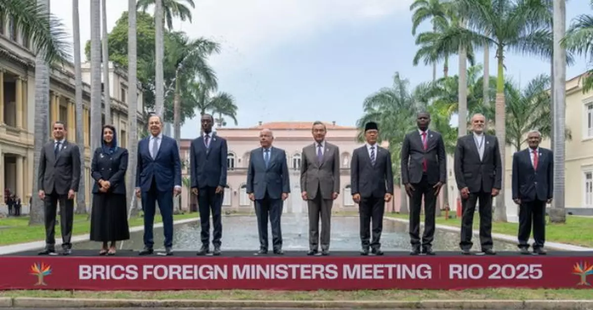 金磚國家外長嚴重關切不加區別提高關稅 王毅晤巴西外長稱應抵制單邊霸凌