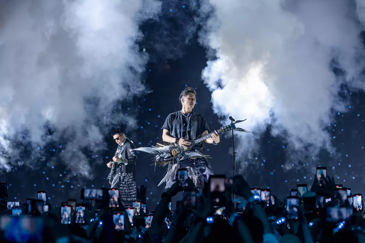 「謝霆鋒演唱會」關鍵字搜索量飆升,4日演唱會創下超過3.5億閱讀流量