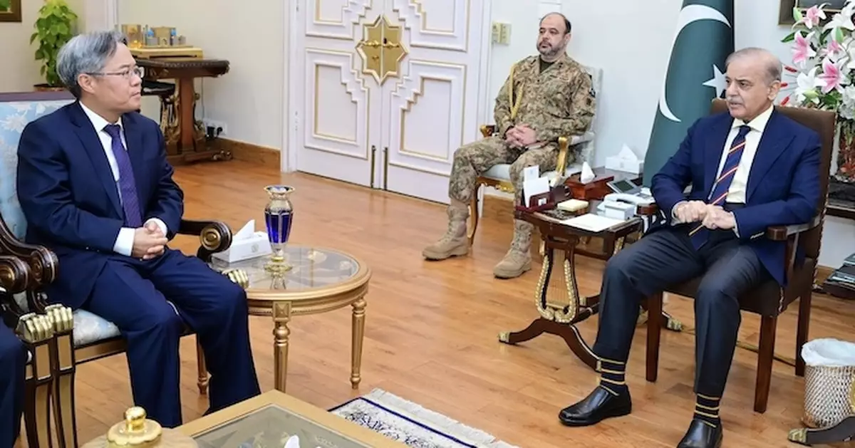 就巴印局勢交換意見 巴基斯坦總理夏巴茲謝里夫晤中國大使姜再冬