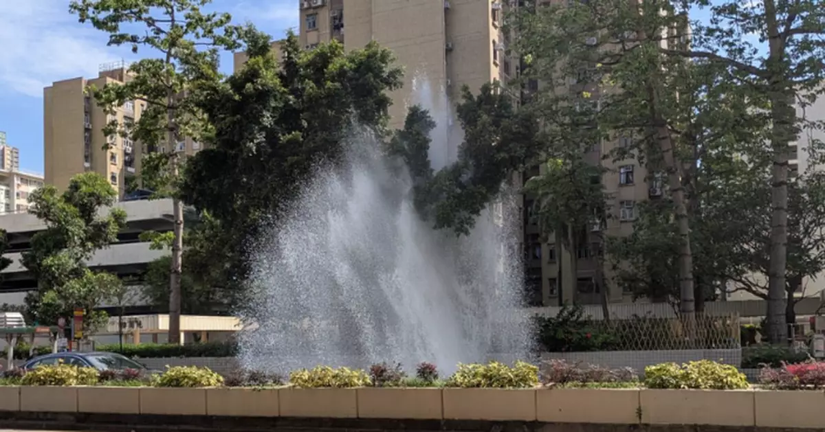 長沙灣道私人鹹水供水管爆裂水務署暫關供水 助盡快安排緊急維修