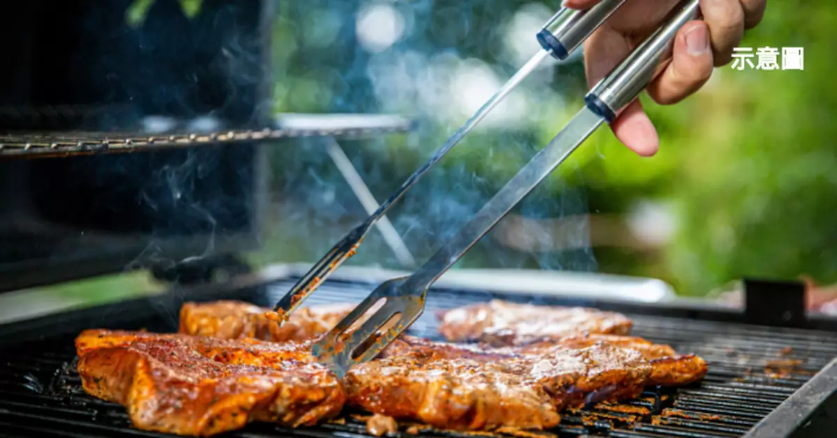 餐廳烤焦五花肉與店長起爭執 南韓婦遭撒鹽、加收清潔費 事件引爭議