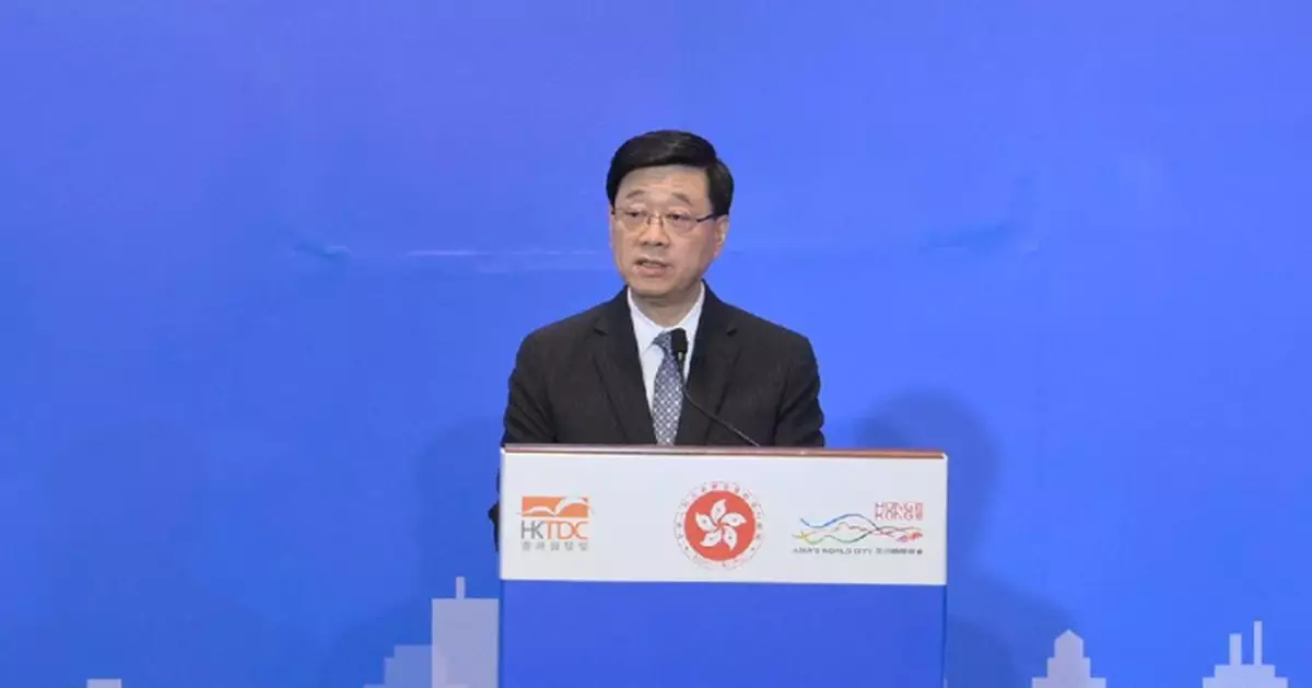 李家超﹕積極考慮出訪巴林和阿曼