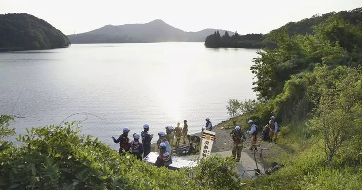 日本航空自衛隊教練機墜毀兩隊員失蹤 當局搜救工作仍繼續