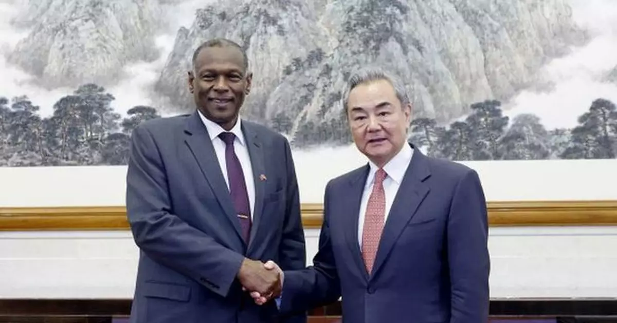 王毅晤四國外長 願深化互利合作共謀發展振興