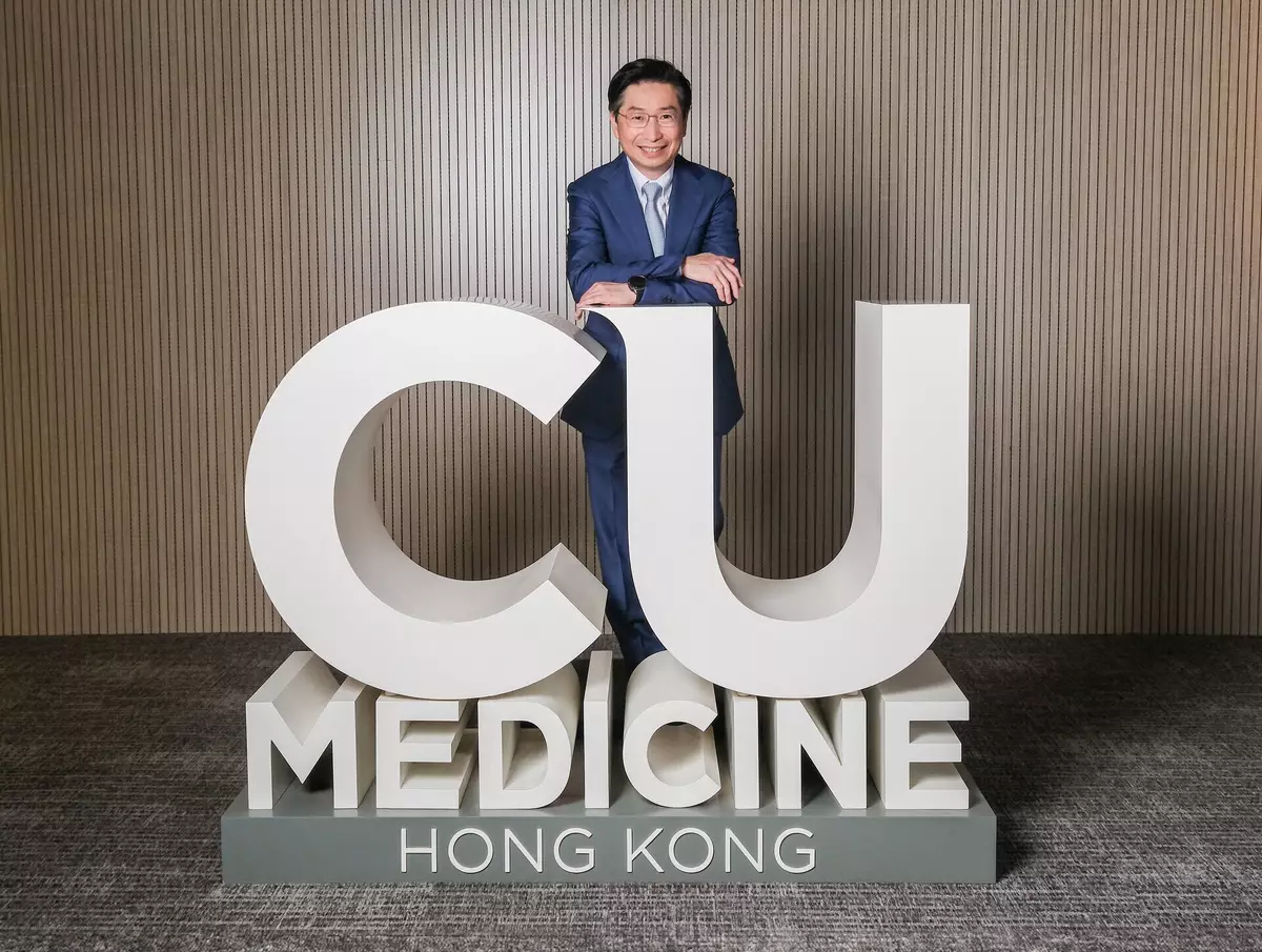 趙偉仁表示,這批學生當中有外國知名院校的準畢業生,包括英國帝國大學和劍橋大學。中大醫學院圖片