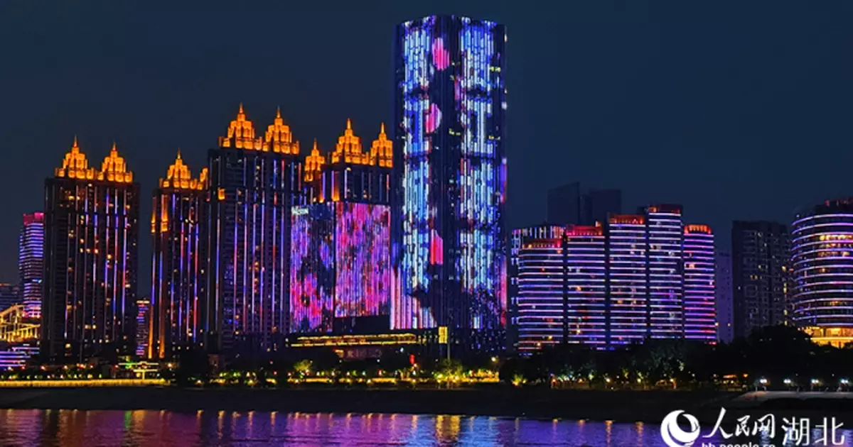 湖北官員：首4月當地進出口總值按年增長27.5 %　今年全省新能源汽車產量可望破百萬輛