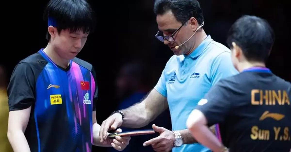 世乒賽球拍賽前檢測海綿離奇裂開 王楚欽：為甚麼每次都是我？