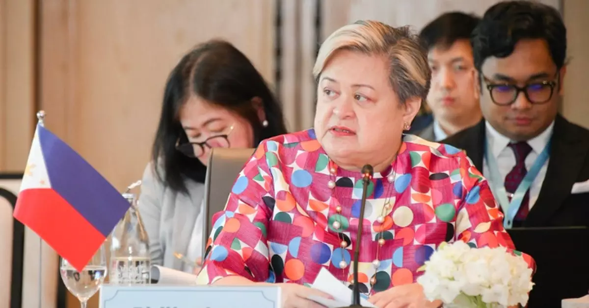 小馬可斯改組內閣 拉扎羅獲任命為菲律賓外長