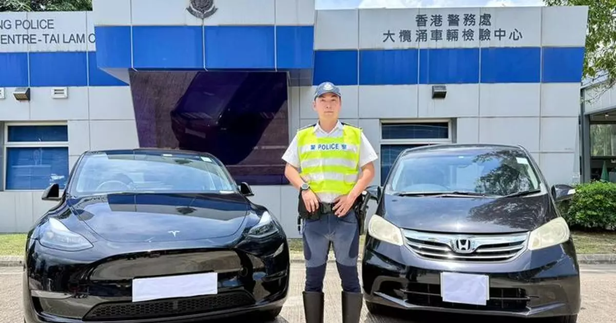 警方粉嶺放蛇截獲2架白牌車 拘2名本地司機及扣查相關私家車