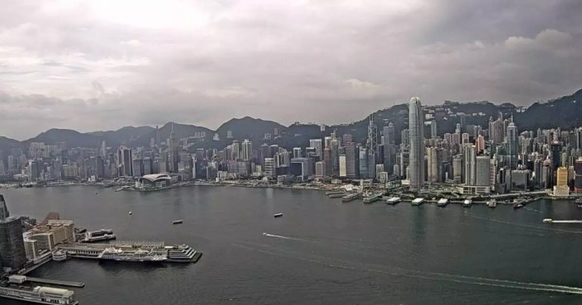 天氣｜日間炎熱最高約32度 有幾陣驟雨局部地區有雷暴