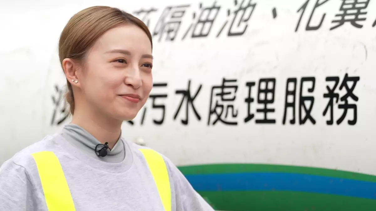 就算遇到幾多「意想不到」嘅場面,嘉欣全程都係笑笑口!