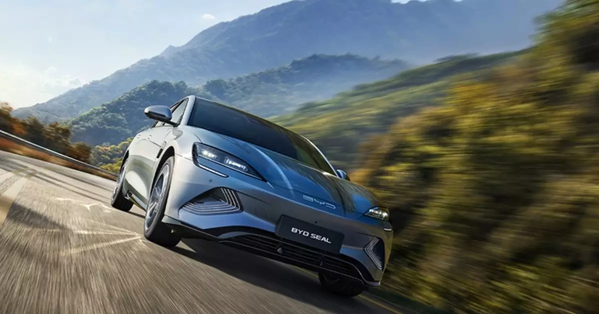 比亞迪旗下方程豹與瑞幸戰略合作  車機系統語音下單咖啡