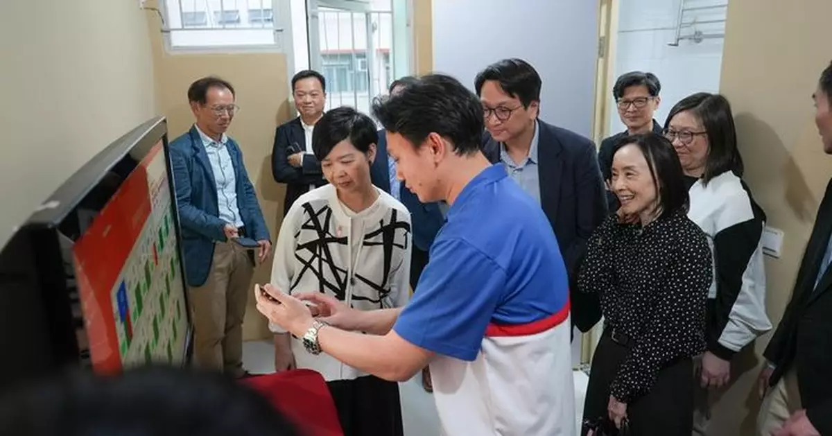 雲漢邨試行「物聯網長者住戶大門開關訊息系統」何永賢：會持續監察計劃成效