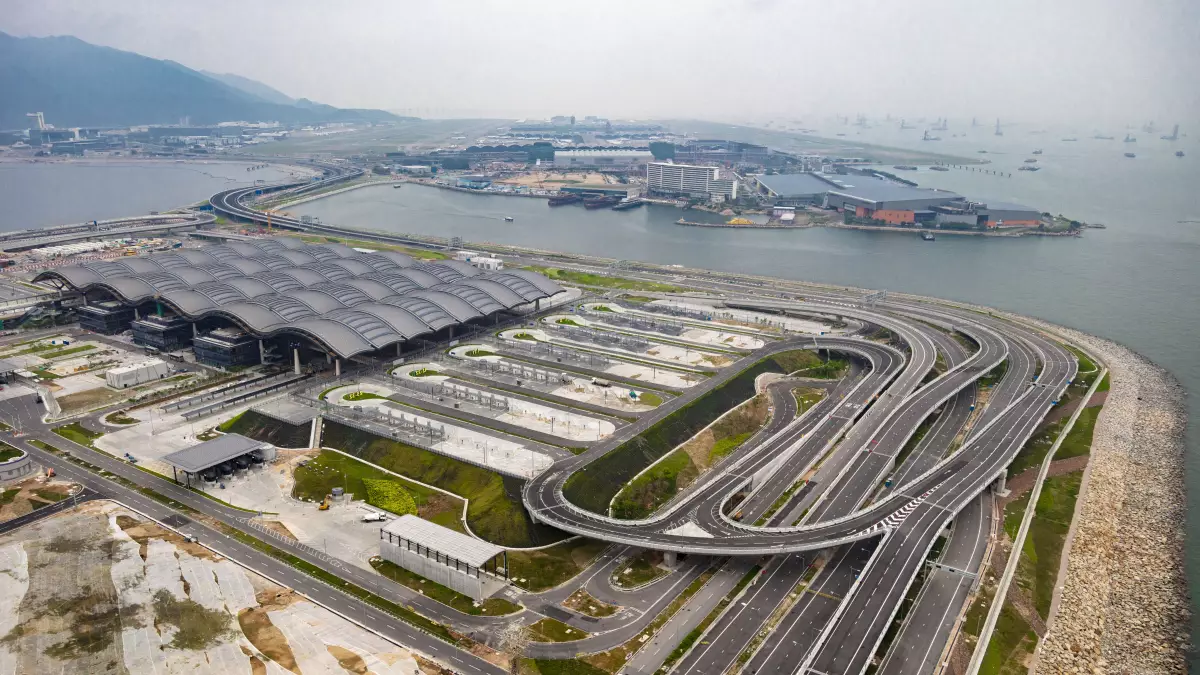 港珠澳大橋香港口岸。運輸及物流局圖片