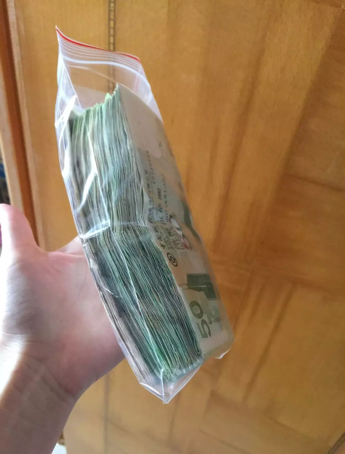 有網友就表示喜歡儲50蚊紙,「儲夠一疊入落銀行,當旅行津貼」。Threads圖片