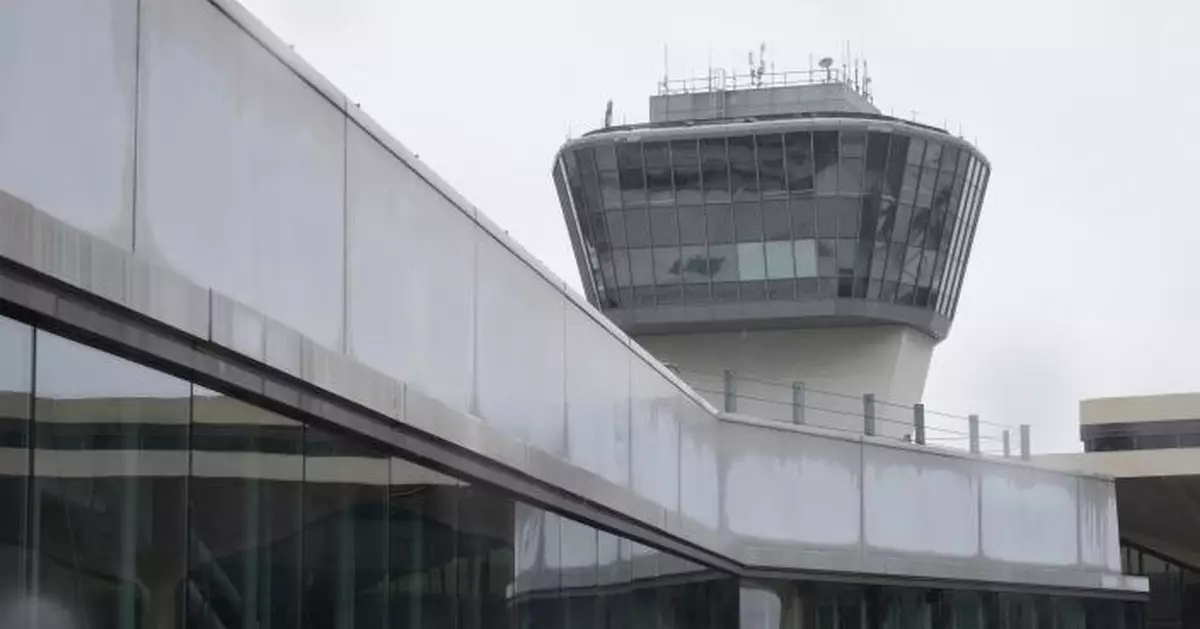 美東紐瓦克機場控制塔又斷訊雷達全黑90秒 逾300航班受影響