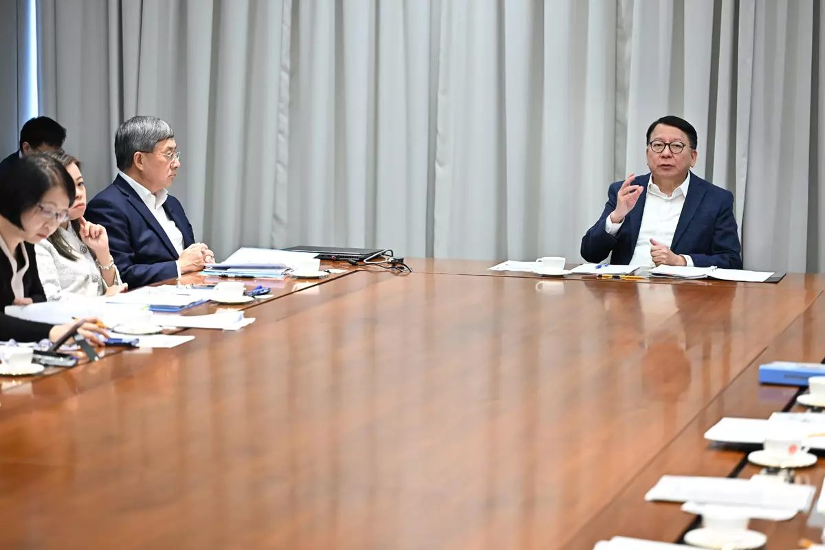 政務司司長主持節慶安排跨部門工作小組會議。政府新聞處圖片