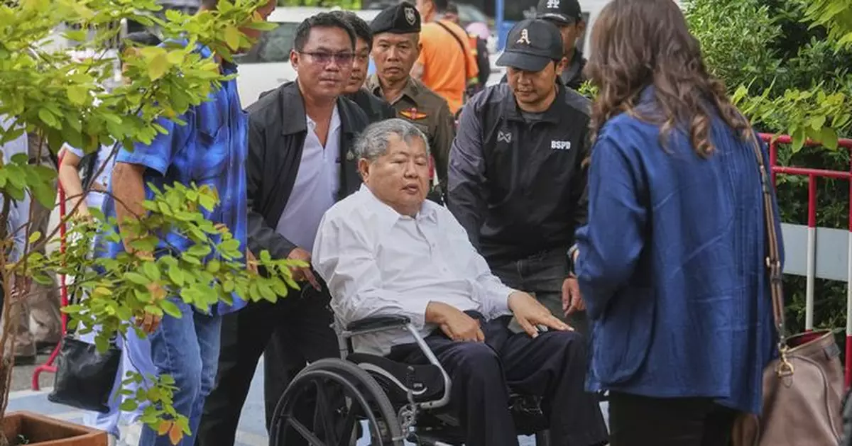 曼谷國家審計署辦公大樓倒塌事故 部分被發逮捕令人士向警方投案