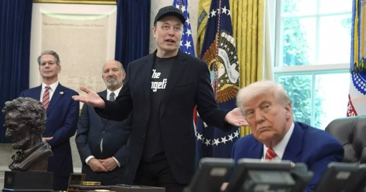 馬斯克白宮Last day　特朗普授予白宮金鑰匙讚揚其領導最全面政府改革計劃