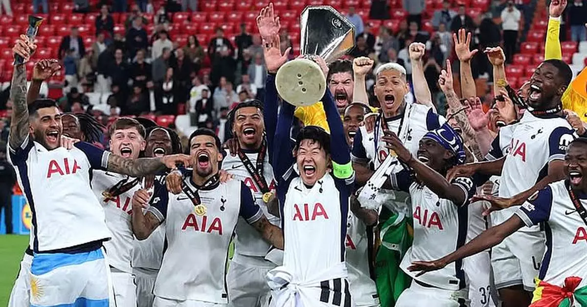 歐霸盃決賽　熱刺1:0擊敗曼聯捧盃