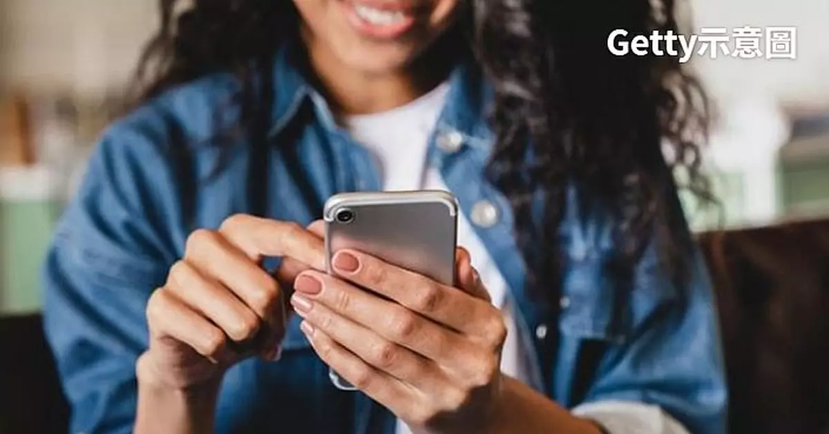 長期無意識玩手機恐現「手機失智症」 日專家警告：年輕族群要特別小心