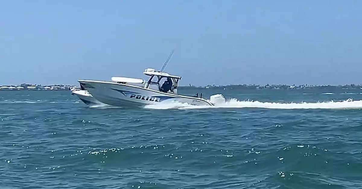 佛州快艇船長被拋落海無人駕駛  海警跳上船關引擎似荷里活大片