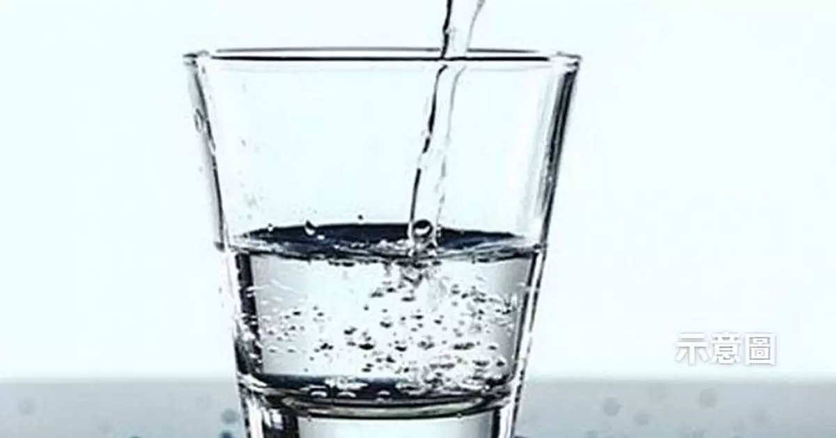 瞓前飲水會水腫？ 日醫生解3大迷思教正確飲水習慣