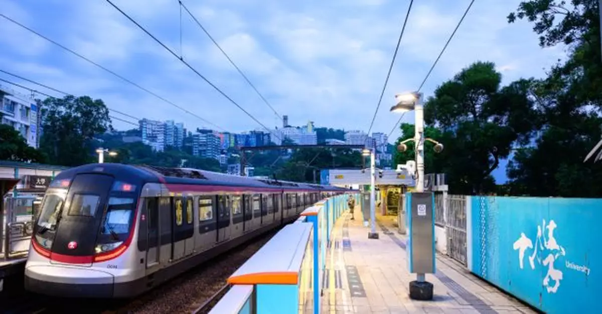 港鐵東鐵綫大學站月台自動閘門完成安裝