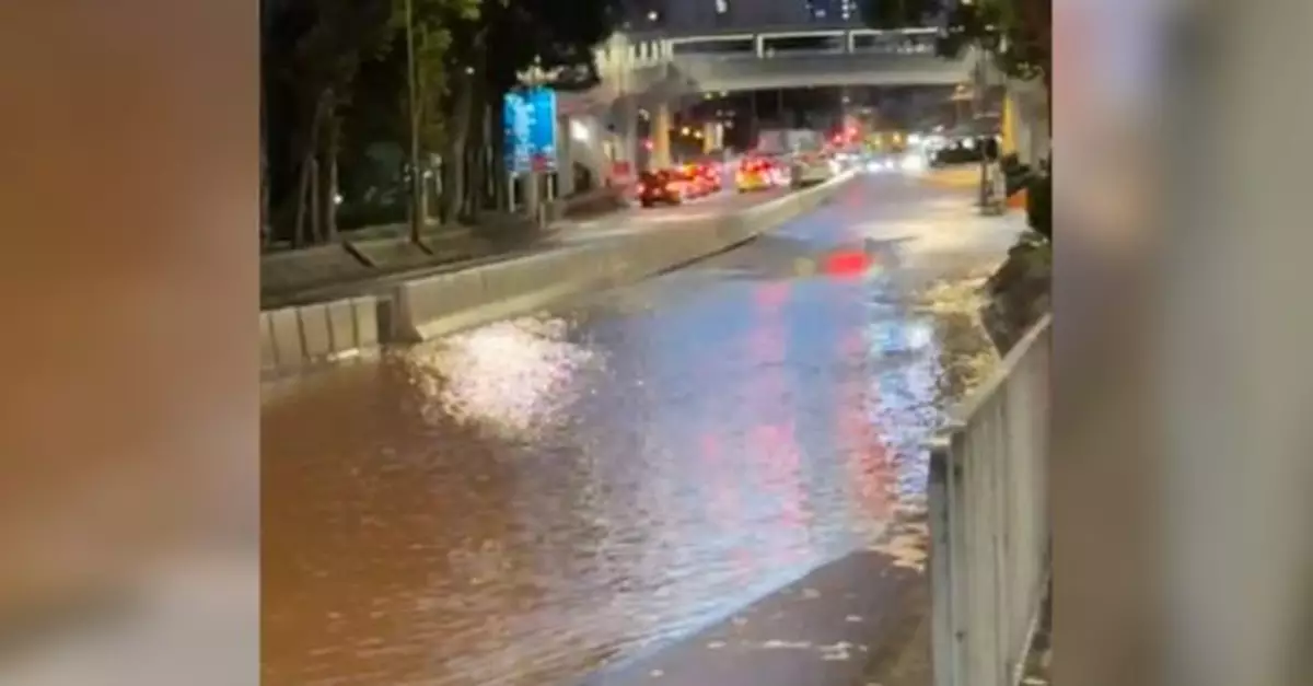 水務署搶修恢復鳳德道供水　目標明早繁忙時間前完成東行路面修復