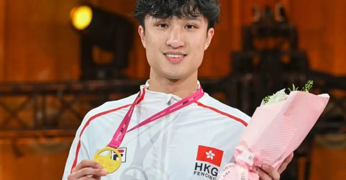 蔡俊彥在花劍大獎賽上海站全勝姿態封王　首奪國際賽金牌