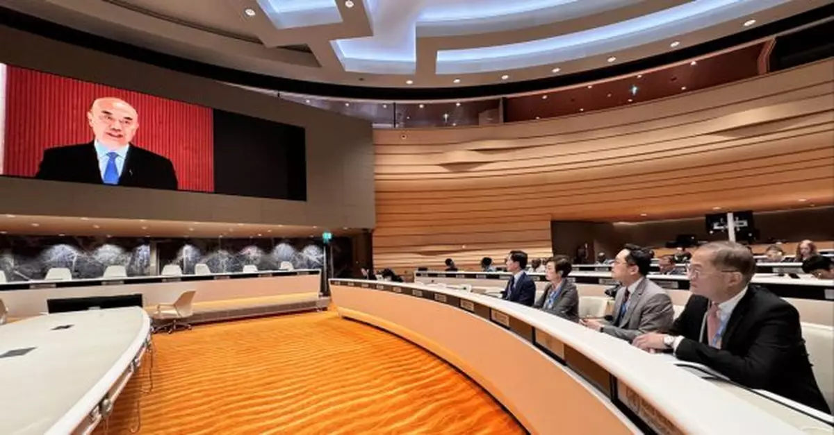 盧寵茂稱國家積極開展全球衞生合作交流　香港特區全力配合