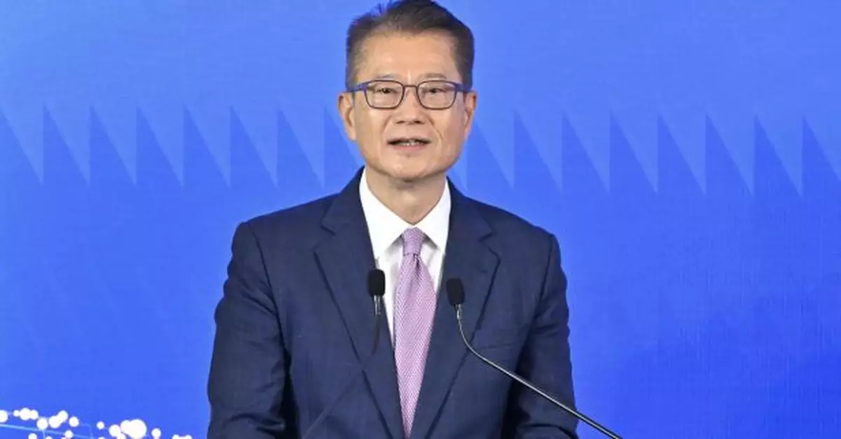 陳茂波：環球投資者對香港的信心正在增強