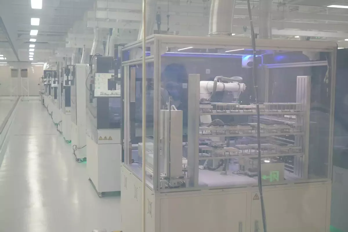 晶泰科技智能自主實驗室。巴士的報記者攝