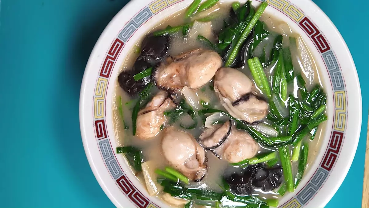 牡蠣拉麵。