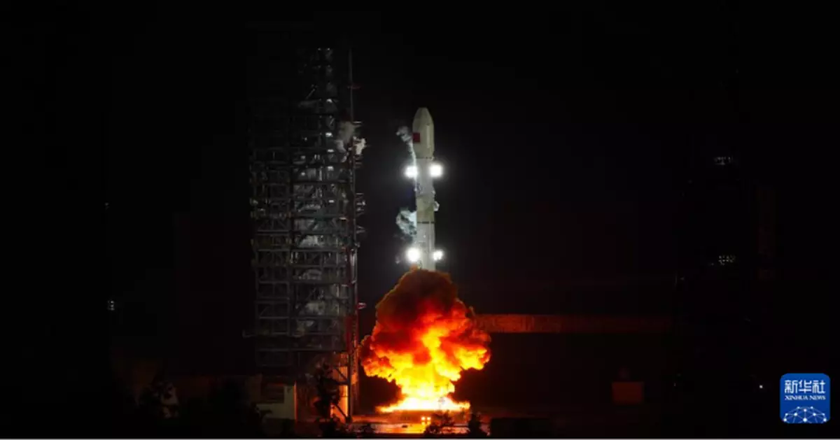 長征三號乙運載火箭搭載 中國中星9C衛星升空
