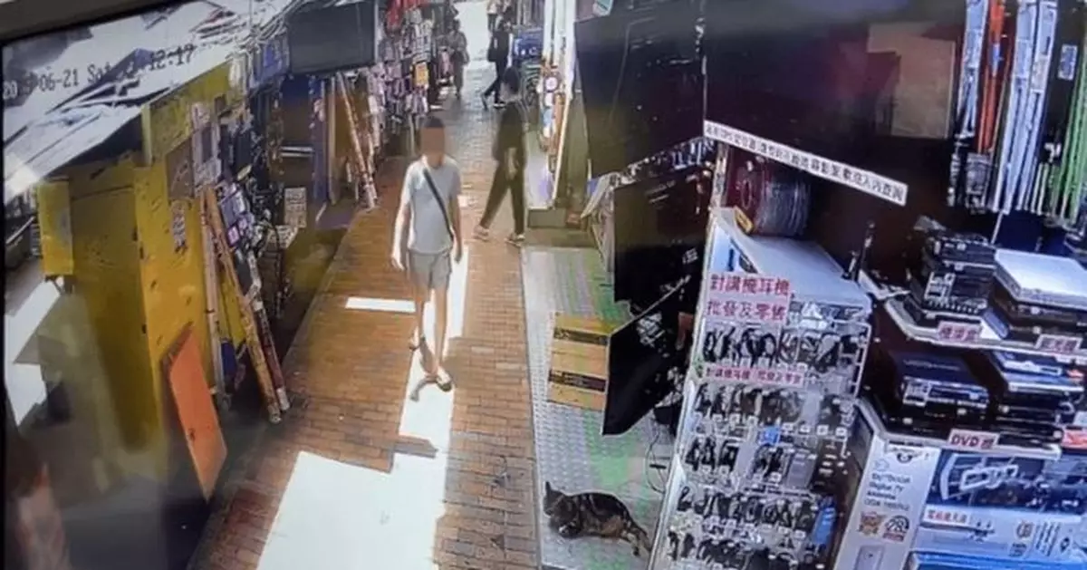 大叔唔買嘢齋問店家唱散$500慘被拒 轉頭竟然咁做獲網民大讚：好有愛！