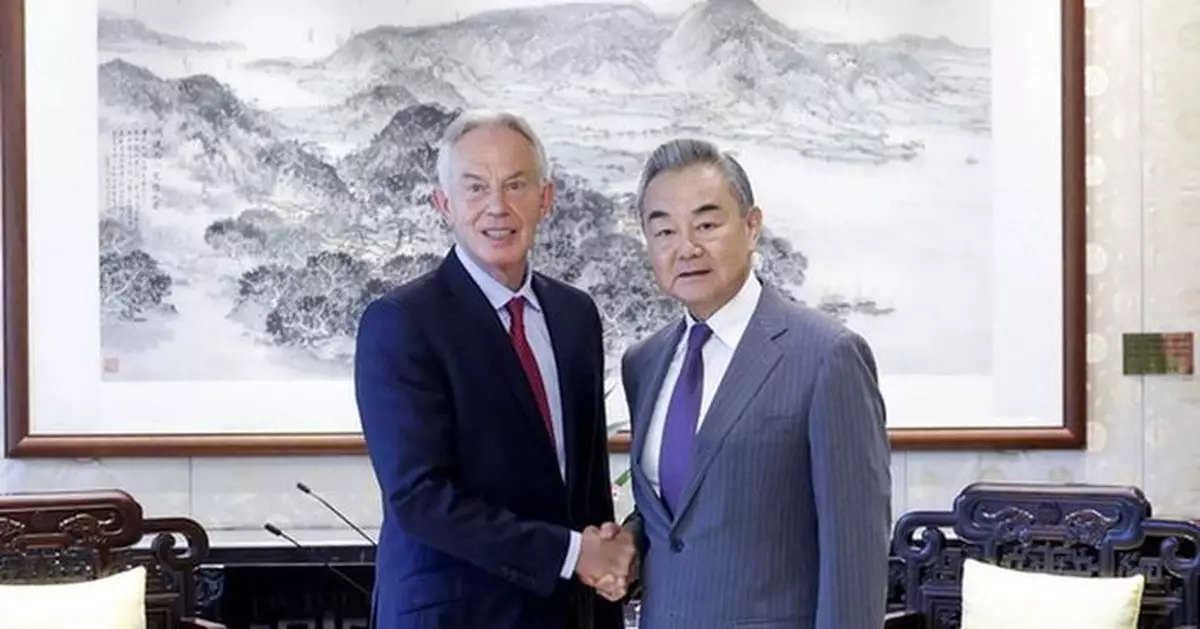以色列伊朗衝突 | 王毅批評美國和以色列攻擊伊朗形成惡劣先例