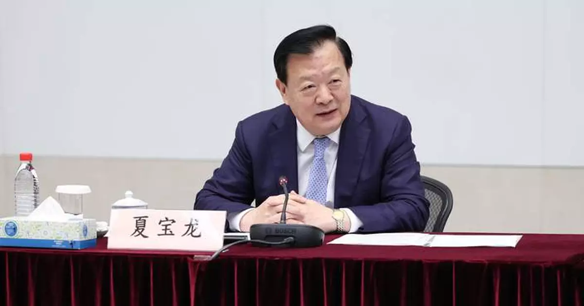夏寶龍最後一日在港考察 早上據報與區議會代表舉行座談會