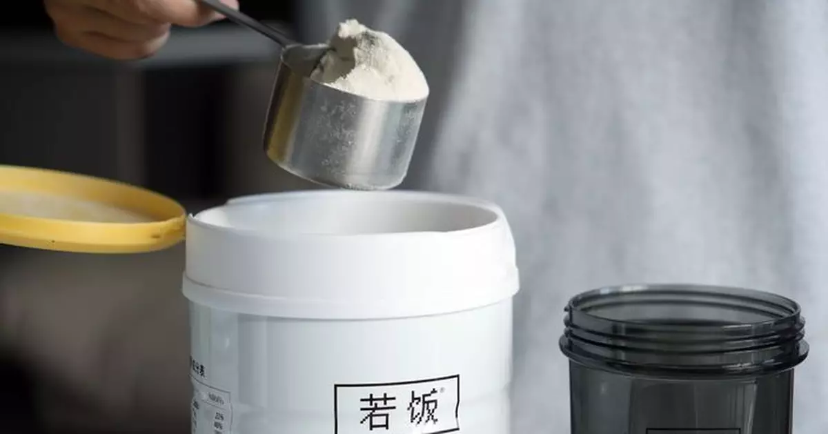 溫水沖泡3分鐘即可解決一餐？內地「人用飼料」爆火  網友質疑：末日來臨？