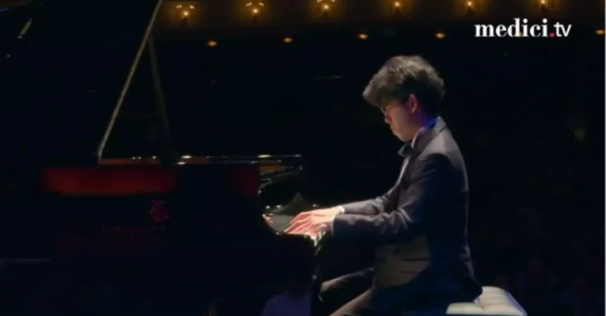 香港29歲鋼琴家沈靖韜奪今屆范克萊本國際鋼琴賽冠軍