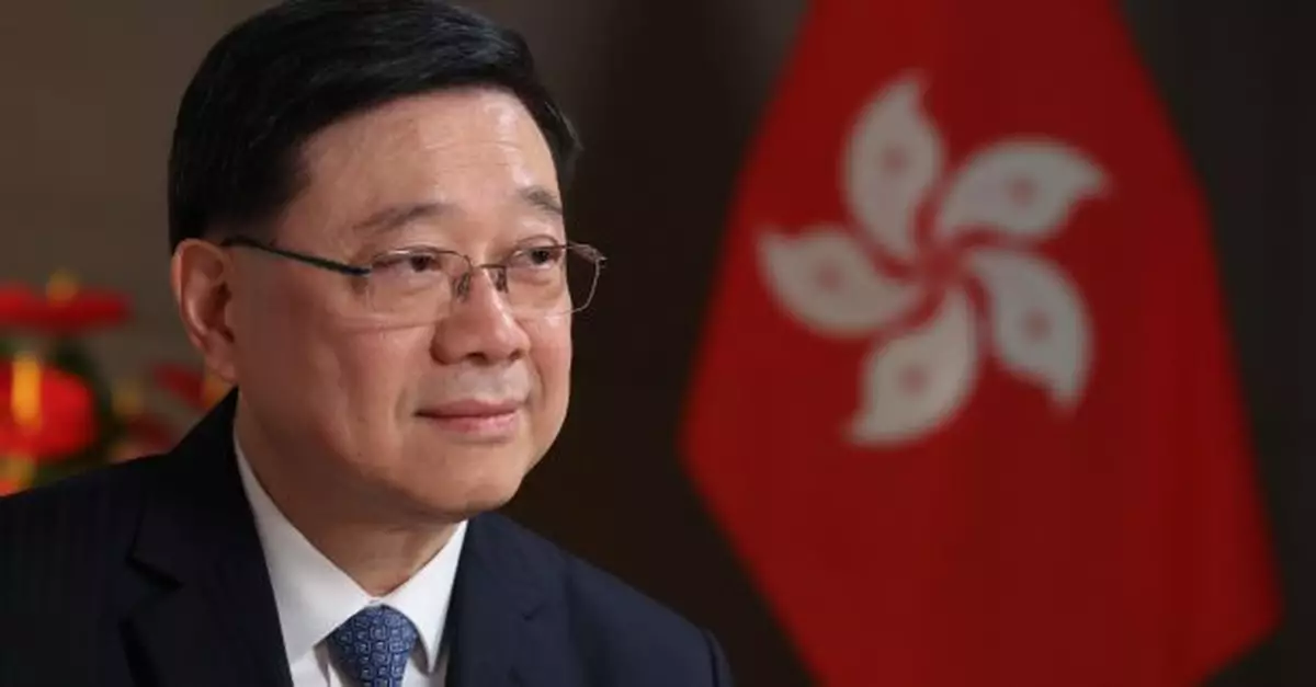 李家超：港人北上消費趨勢下零售業發展較疲弱　企業要更努力改革