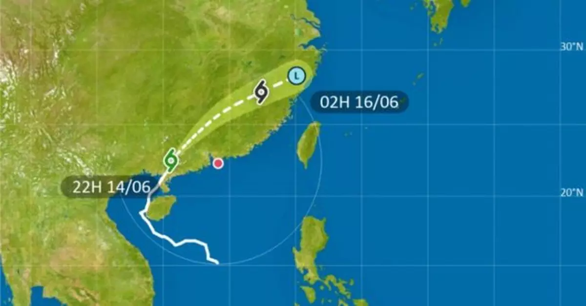 天文台料蝴蝶會周日早上於本港西北約300公里左右掠過