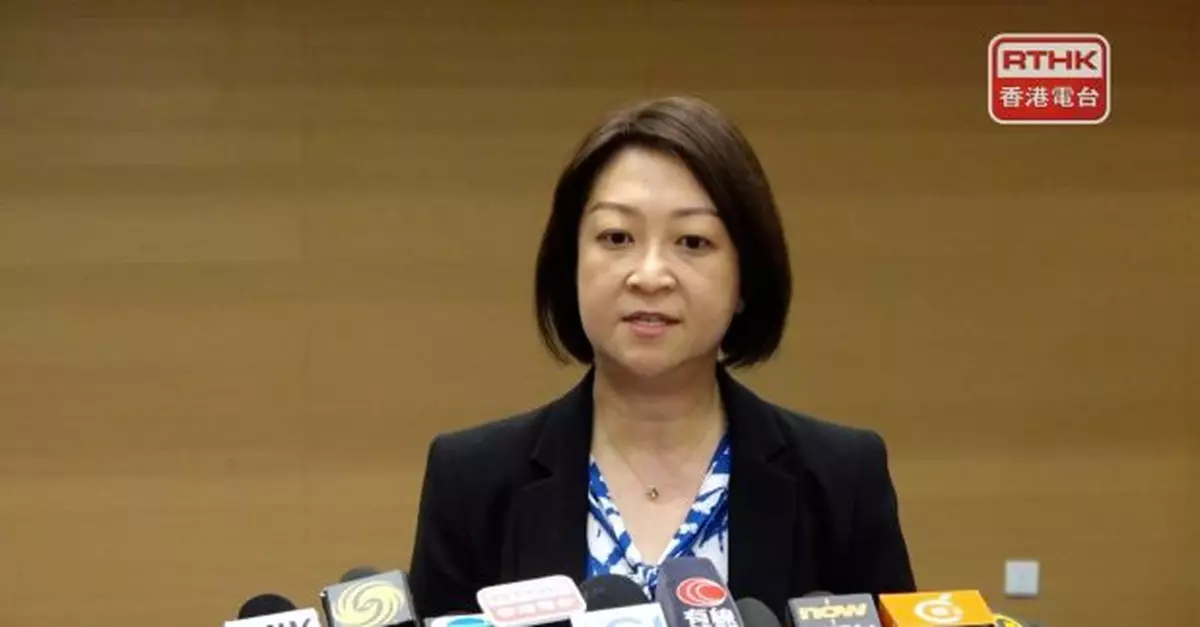 5支的士車隊開始試運　李頌恩稱擬7月開始向試行車隊發牌