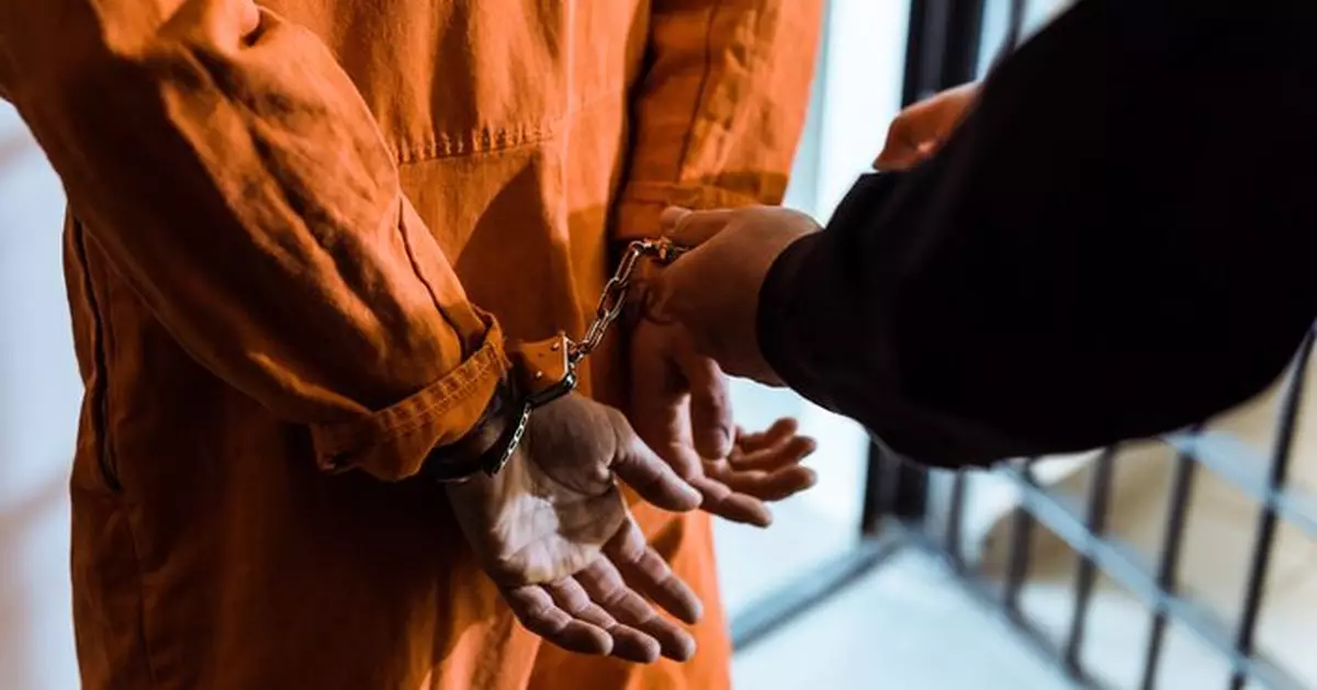 監獄管理大漏洞！里昂囚犯偷藏獄友行李袋成功脫逃